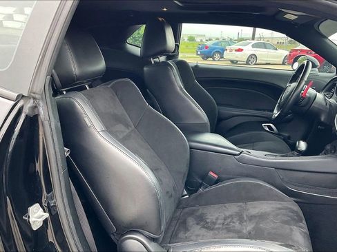 Used 2023 Dodge Challenger GT w/ Plus Package RWD image 27