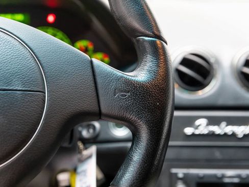 Used 2003 Lamborghini Murcielago image 26