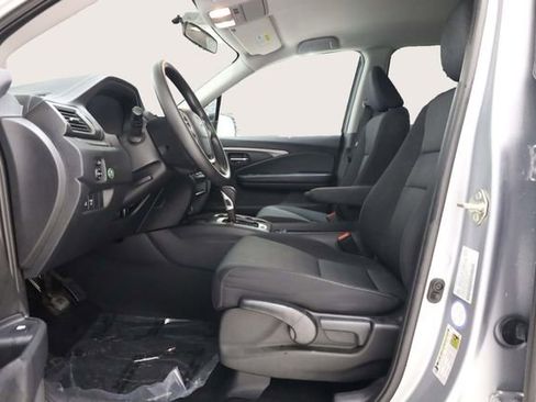 Used 2019 Honda Ridgeline Sport image 13