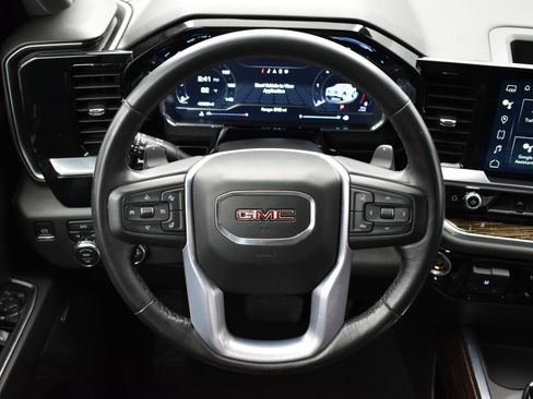 Used 2022 GMC Sierra 1500 Elevation w/ Elevation Premium Package image 14