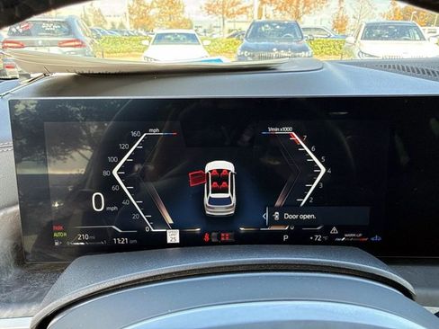 Certified 2024 BMW X7 xDrive40i w/ Executive Package image 35