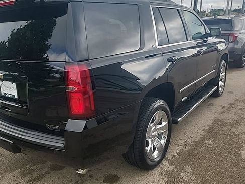 Used 2017 Chevrolet Tahoe LT w/ LT Signature Package AWD/4WD image 5