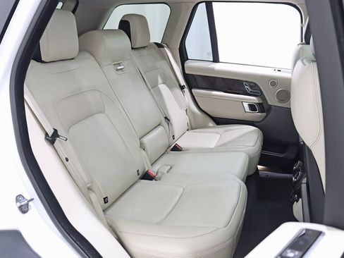 Used 2020 Land Rover Range Rover HSE AWD/4WD image 28