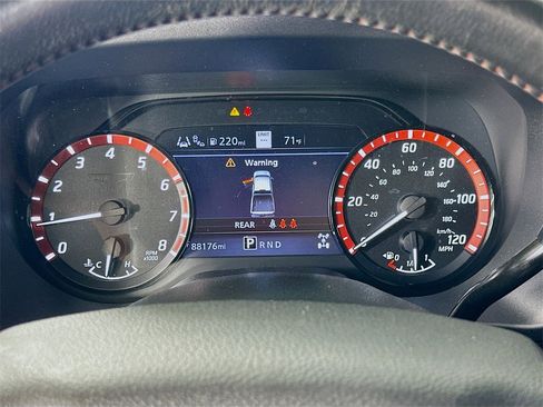 Used 2021 Nissan Titan PRO-4X w/ Pro-4x Convenience Package image 24