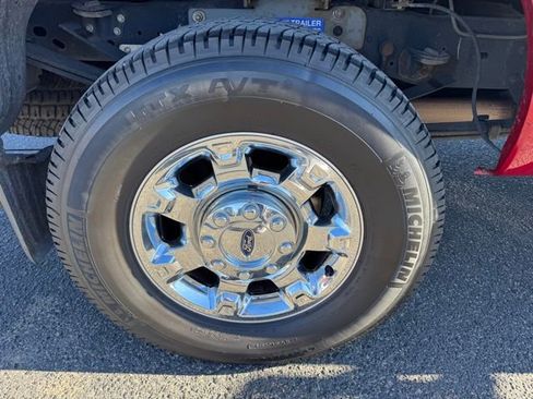 Used 2015 Ford F250 Lariat w/ Chrome Package image 10