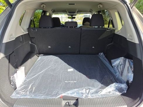 New 2026 Nissan Rogue SV image 23