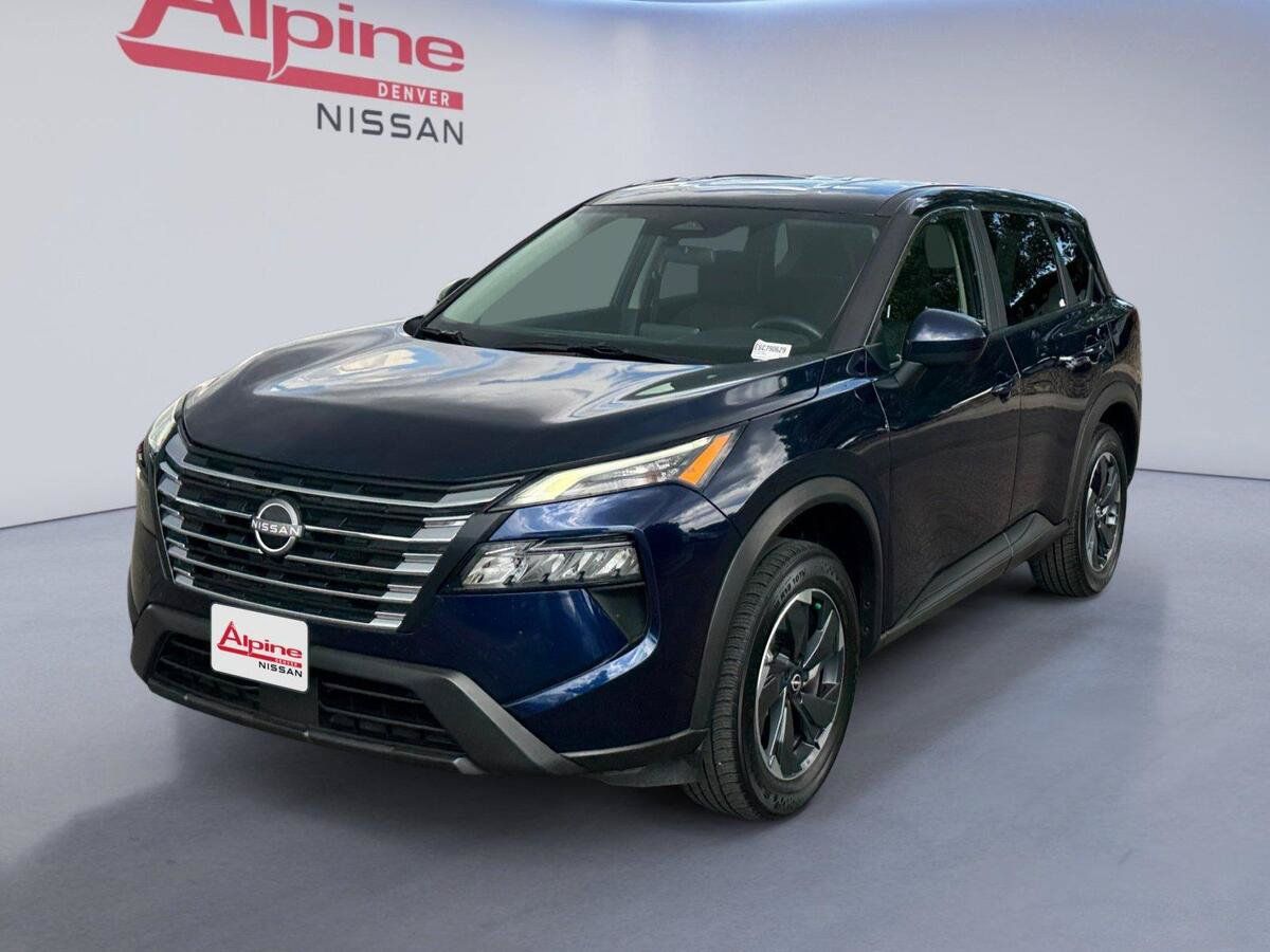 Certified 2025 Nissan Rogue SV AWD/4WD image 1