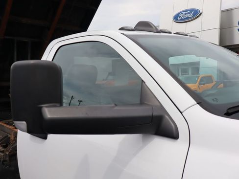 Used 2021 RAM 3500 Tradesman w/ Chrome Appearance Group RWD image 24