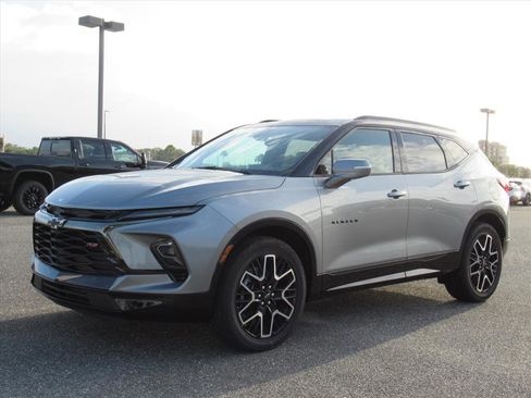 New 2025 Chevrolet Blazer RS w/ Driver Confidence II Package image 3