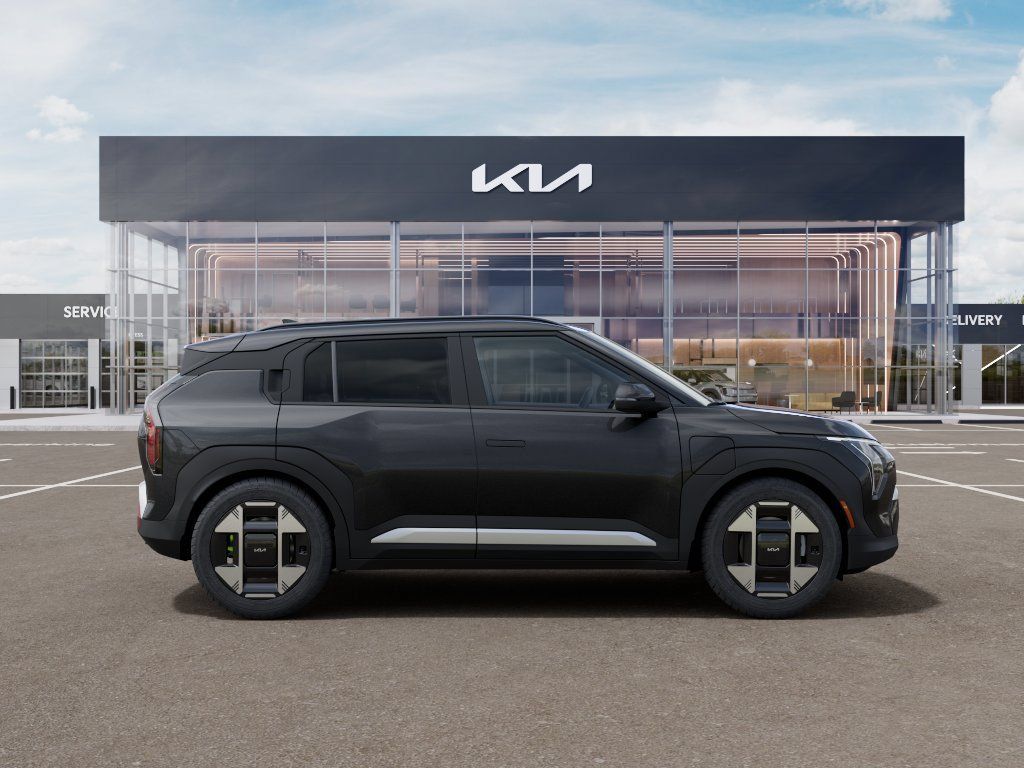 New 2027 Kia EV3 Wind AWD/4WD image 7