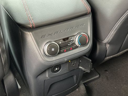 New 2025 Ford Explorer ST-Line w/ Premium Package image 13