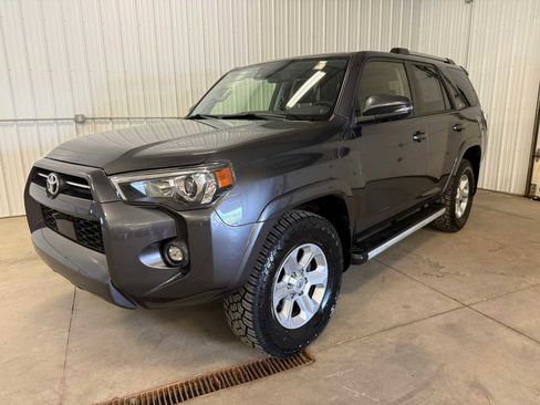 Certified 2022 Toyota 4Runner SR5 Premium w/ Moonroof Package AWD/4WD image 6