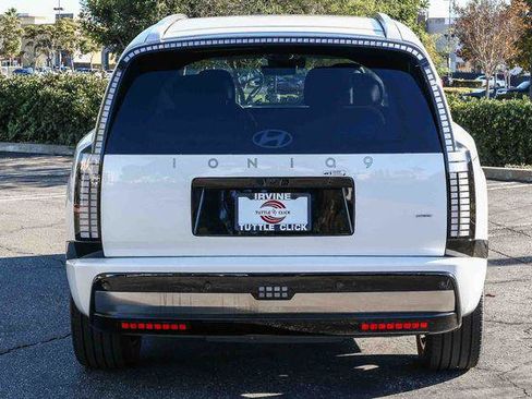 New 2026 Hyundai Ioniq 9 Calligraphy AWD/4WD image 5