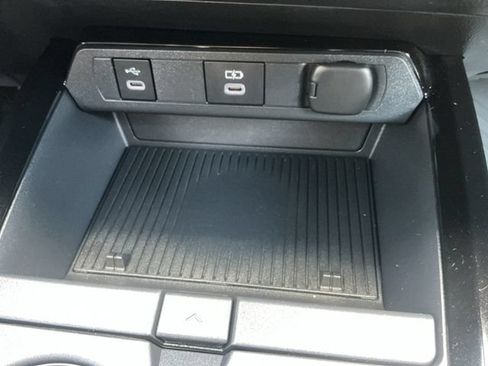 Certified 2024 Toyota Prius Prime Premium FWD image 24