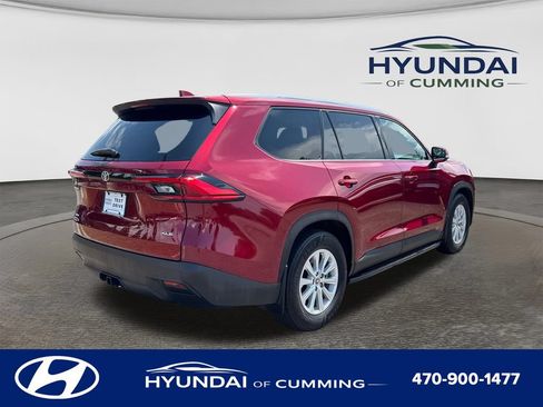 Used 2024 Toyota Grand Highlander XLE FWD image 8