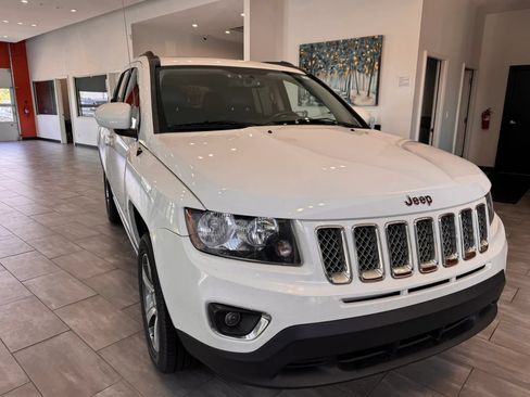 Used 2017 Jeep Compass High Altitude FWD image 1