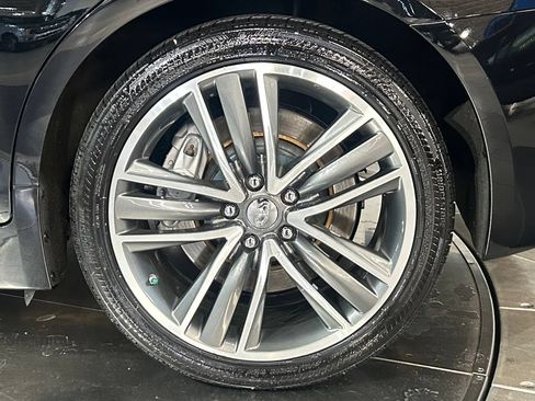 Used 2015 INFINITI Q50 AWD w/ Technology Package image 25