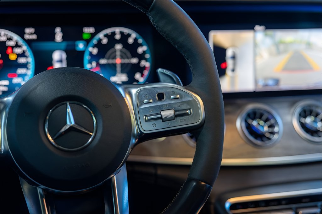 Used 2019 Mercedes-Benz AMG GT 63 image 33