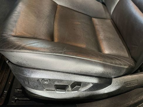 Used 2013 BMW 528i Sedan image 32