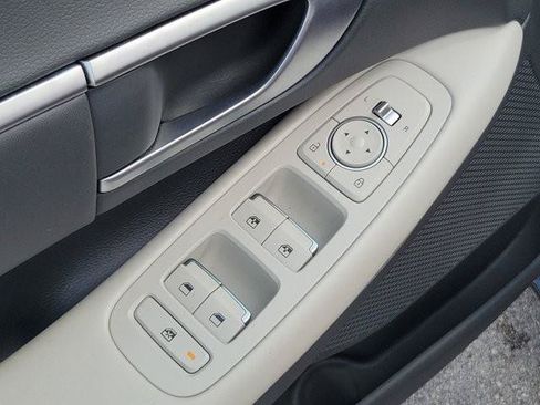 Certified 2024 Hyundai Sonata SEL FWD image 20