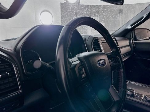 Used 2019 Ford Expedition Limited w/ Equipment Group 303A image 9