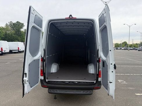 New 2026 Mercedes-Benz Sprinter 2500 image 5