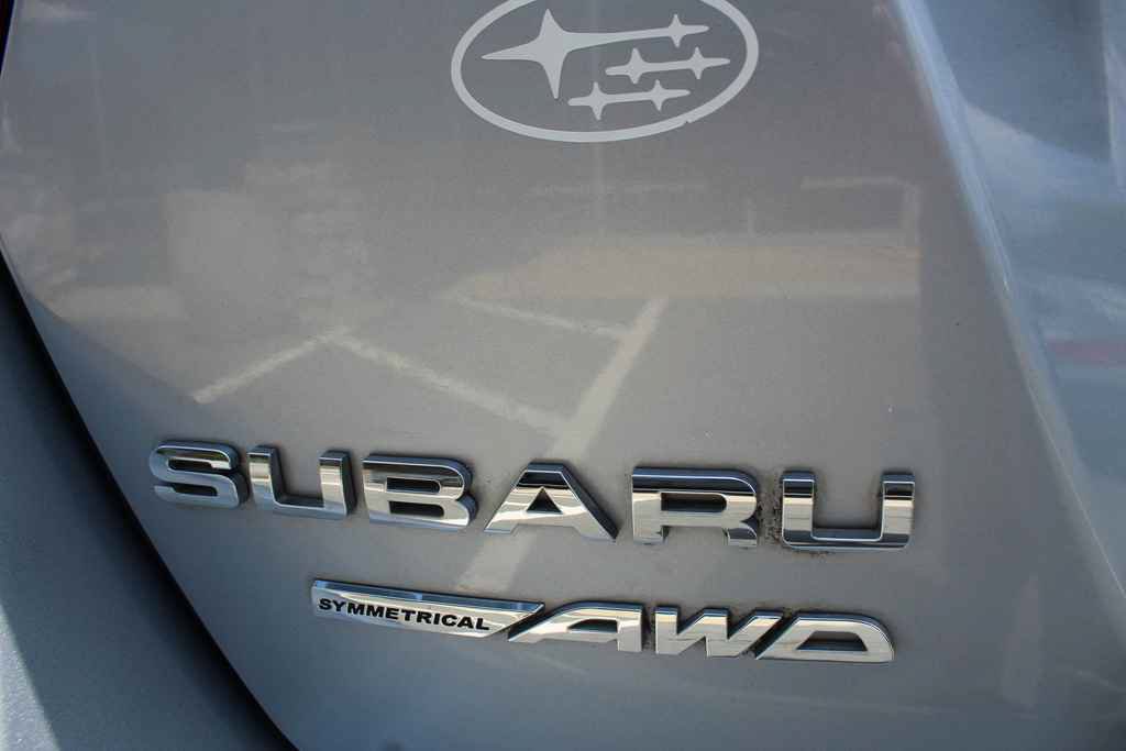 Used 2014 Subaru Impreza 2.0i Premium AWD/4WD image 7