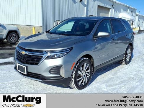 Used 2023 Chevrolet Equinox LT image 1
