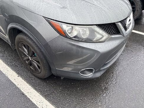 Used 2017 Nissan Rogue Sport SV w/ SV Premium Package AWD/4WD image 4