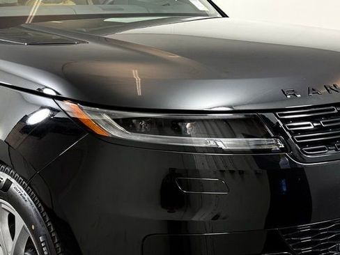 New 2026 Land Rover Range Rover Sport SE image 16