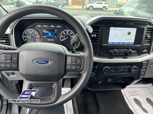 Used 2022 Ford F150 XLT image 11
