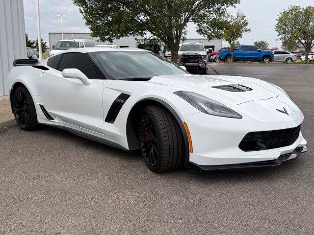 Used 2018 Chevrolet Corvette Z06 w/ Z07 Performance Package RWD image 14