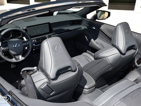 Used 2026 Lexus LC 500 Convertible w/ Touring Package RWD image 34