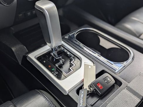 Used 2021 Toyota Tundra Limited image 39