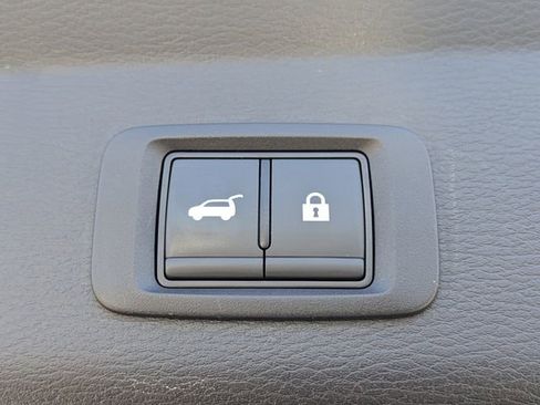 Used 2024 Mitsubishi Outlander SE FWD image 13