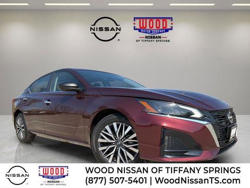 Certified 2024 Nissan Altima 2.5 SV AWD/4WD image 1