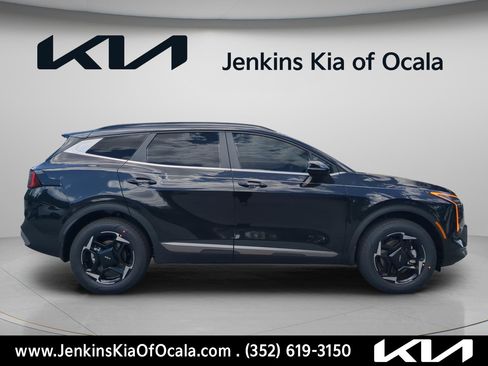 New 2026 Kia Sportage EX AWD/4WD image 2
