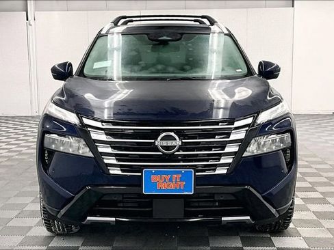 New 2025 Nissan Rogue Platinum image 17