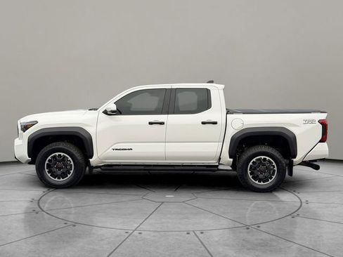 Certified 2024 Toyota Tacoma TRD Off-Road w/ TRD Off Road Upgrade Package image 3