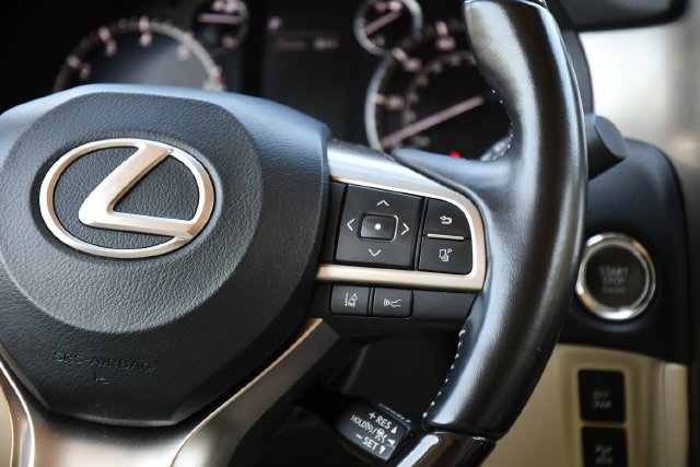 Used 2021 Lexus GX 460 Premium w/ Premium Package AWD/4WD image 27
