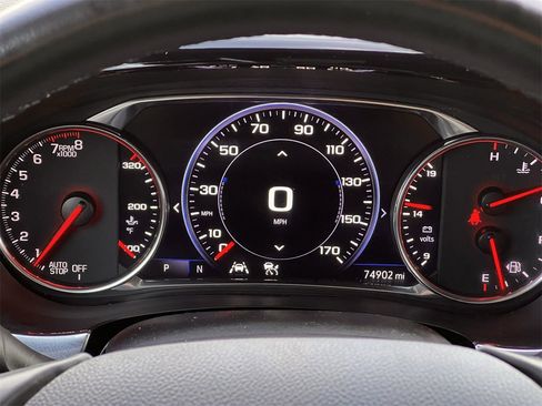 Used 2023 Chevrolet Traverse Premier image 16