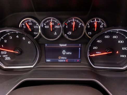 Used 2021 Chevrolet Suburban LT w/ Rear Media and Nav Package RWD image 24