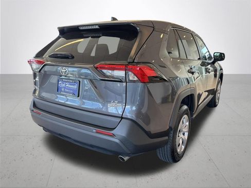 Used 2023 Toyota RAV4 LE AWD/4WD image 7