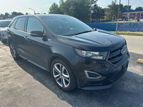 Used 2015 Ford Edge Sport w/ Equipment Group 401A FWD image 3