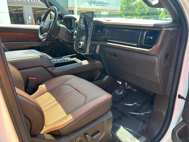 Used 2022 Ford Expedition Max King Ranch AWD/4WD image 11