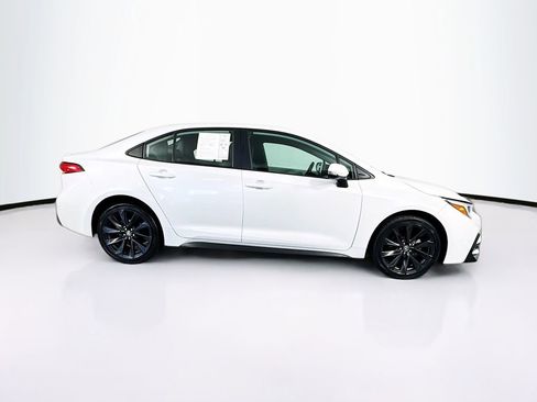 Used 2023 Toyota Corolla SE FWD image 11