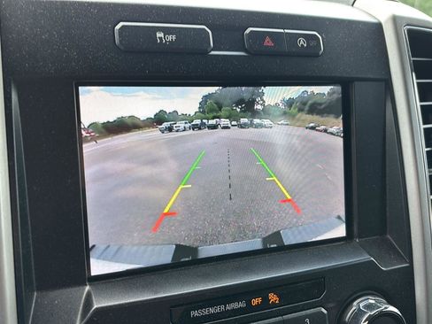 Used 2019 Ford F150 Lariat AWD/4WD image 11