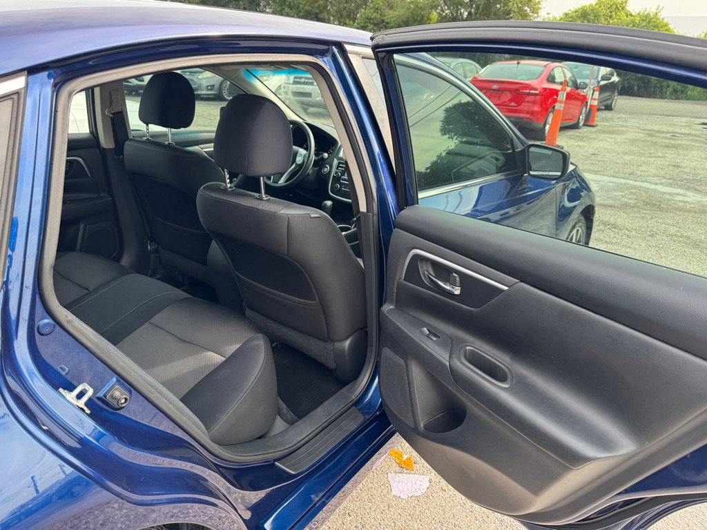 Used 2017 Nissan Altima 2.5 SR FWD image 15