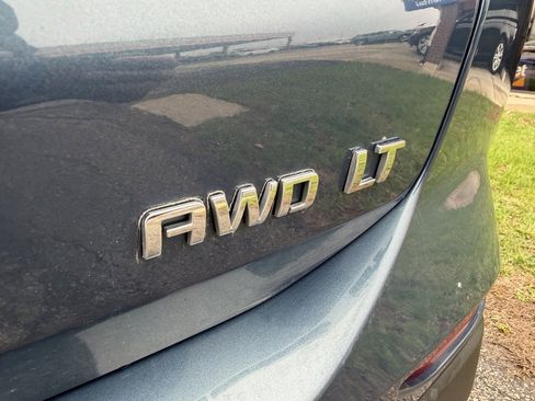 Used 2024 Chevrolet Equinox LT w/ LPO, Floor Liner Package image 10