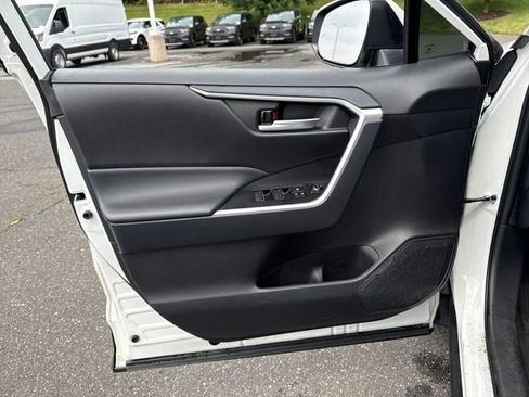 Used 2025 Toyota RAV4 SE w/ Convenience Package AWD/4WD image 24